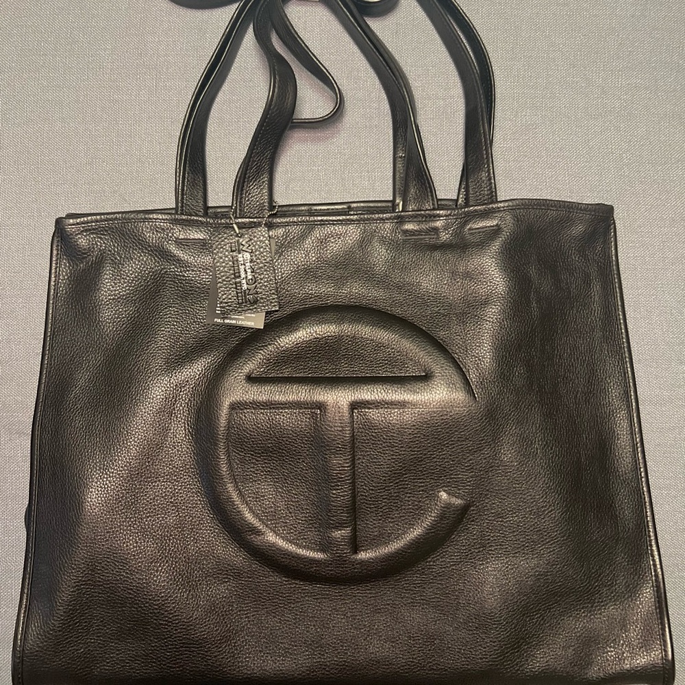 Telfar x Wilsons 🖤 Black Leather Large Carry Bag